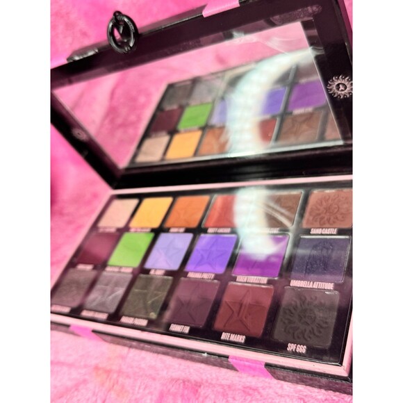 New! Gothic Beach Eyeshadow Palette Jeffree Star Rare Vaulted BNIB NWT HTF - Picture 4 of 9